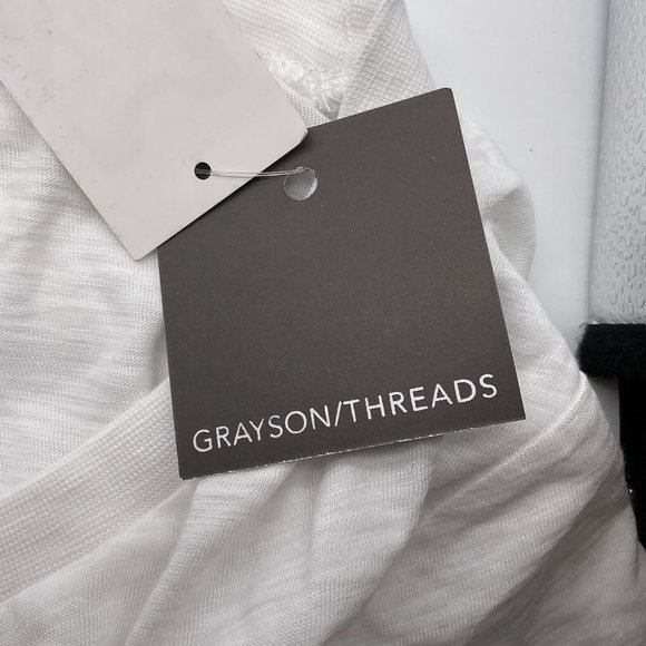 Grayson Threads Women's Short Sleeve Graphic T-Shirt Here For The Bride XXL - Picture 4 of 5